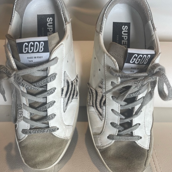 Golden Goose Superstar Leather Upper Suede Toe Zebra. - Picture 3 of 11